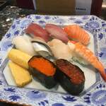 鮨處 八千代 - 今日のにぎり　10貫　1,000円（税抜）