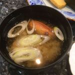 鮨處 八千代 - 味噌汁