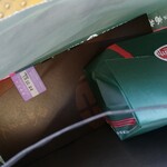 高林堂 - 紙袋の中