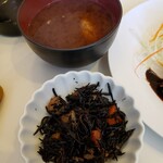 ニューサントス - みそカツ定食