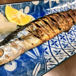 有限会社桝屋酒店   - 秋刀魚塩焼き