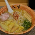 麺匠 八雲 - 味噌ラーメン８００円＋海老ワンタン３個２００円