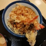 天ぷらてんや - 海老と野菜の上天丼690円