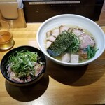 ラーメン巌哲 - ネギ豚丼＋薄切肉塩