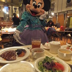 ミニーちゃんとお食事・・・