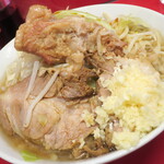 ラーメン二郎 - ラーメン小＋ニンニク多め