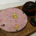 HAGI - 栗を食べて育った福島県産豚の熟成自家製ハム