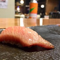 秀徳 2号店 - ランチコース 一番上の8,500円：大トロ