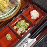 蕎麦処 一休 - 天せいろうの薬味(大根下ろし、刻み葱、本山葵)(H30.12.18撮影)