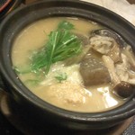 まにわ - 大山鶏つみれの味噌小鍋（焼豆腐、蒟蒻、牛蒡、きのこ、水菜）
