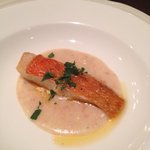 トラットリア・アルベロ - 勝浦産金目鯛 生ハムとじゃがいものソース