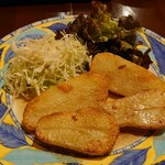 菜八 - 