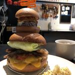 ICON - ベーコンチーズお年玉バーガー¥2300