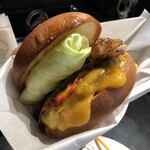 ICON - ベーコンチーズお年玉バーガー¥2300