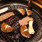 焼肉泰山  - 