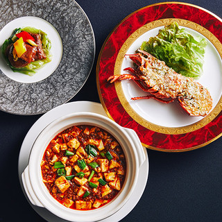 四川料理の伝統×京風のあっさりとした味付けが自慢のコース