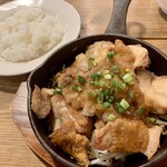 肉バル×チーズ 高安 - チキンステーキR 800円