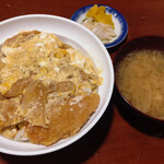 奈賀勢 - カツ丼（税込850円）