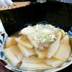 タイジンジャー - チャーシュー、海苔がたっぷり、煮玉子２つ