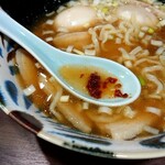 タイジンジャー - 少し辛味噌を溶かしてスープを味わってみた