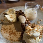 The Wine & Gourmet Friends - 