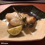 御料理 寺沢 - 鱸 炭火焼