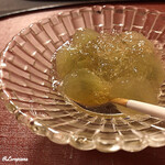 御料理 寺沢 - 巨峰にﾏｽｶｯﾄｼﾞｭﾚ掛け