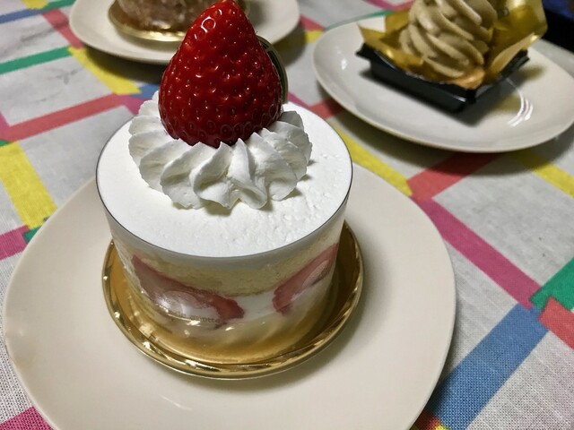 スタイリッシュなケーキ 2101再訪 新宿高野 国分寺丸井店 By 森のコロちゃん 新宿高野 国分寺丸井店 Takano 国分寺 ケーキ 食べログ