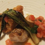 8G Horie River Terrace - 桜鯛のソテーとその白子のフリット　フルーツトマトのケッカソース