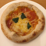Giwontsubakian - マルゲリータピザ