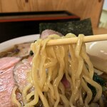 らぁ麺 はんにゃ - らぁ麺 はんにゃ(岡山県岡山市北区野田屋町)醤油チャーシューメン・味玉