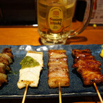 博多やきとり処 楽がき - 博多焼鳥の基本となる豚バラ串は、こちらでは糸島美豚バラ180円です。