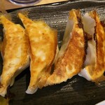 餃子楼おとど餃子食堂 - 