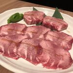 焼肉ソムリエ 萬樹亭 - 