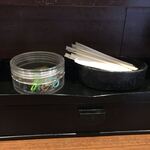 中華蕎麦 葛 - ヘアゴムとか