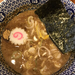 日本の中華そば富田 - 特製濃厚つけ麺１２００円（税込み）。つけ汁。柚子が気にならないほどの濃厚さです。