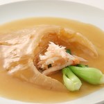 Braised shark fin with crab miso (large)