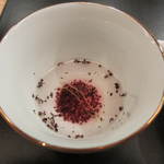 恵比寿　くろいわ - 紫蘇と山葵の香煎茶から。