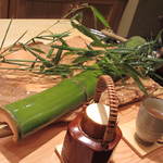恵比寿　くろいわ - 笹と竹が用意されました。