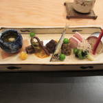 恵比寿　くろいわ - 菊姫セットと名付けられた珍味たち。