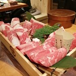 牛とろ焼きしゃぶ専門店 十二松六左衛門 - 