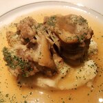 バー チェロキー - 本格的な料理に大満足です