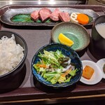 Sumibi Yakiniku Rishin - 