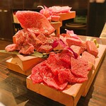 俺の焼肉 - 2020５段1kg盛り