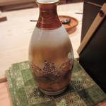 恵比寿　くろいわ - 徳利はうずらの絵が。