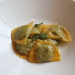 ヴィラ・アイーダ - ビエトラとリコッタのラヴィオリ