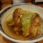 白いおでん 丸喜酒店 - 京風おでん 焼キャベツ