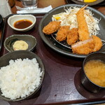 四六時中 - 牡蠣海老ヒレカツ定食　1298円