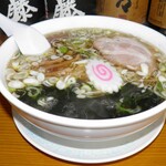 Nomimeshiya Ippuku - 正油ラーメン 650円