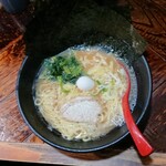 源家ラーメン - 醤油とんこつ並＋のり増し